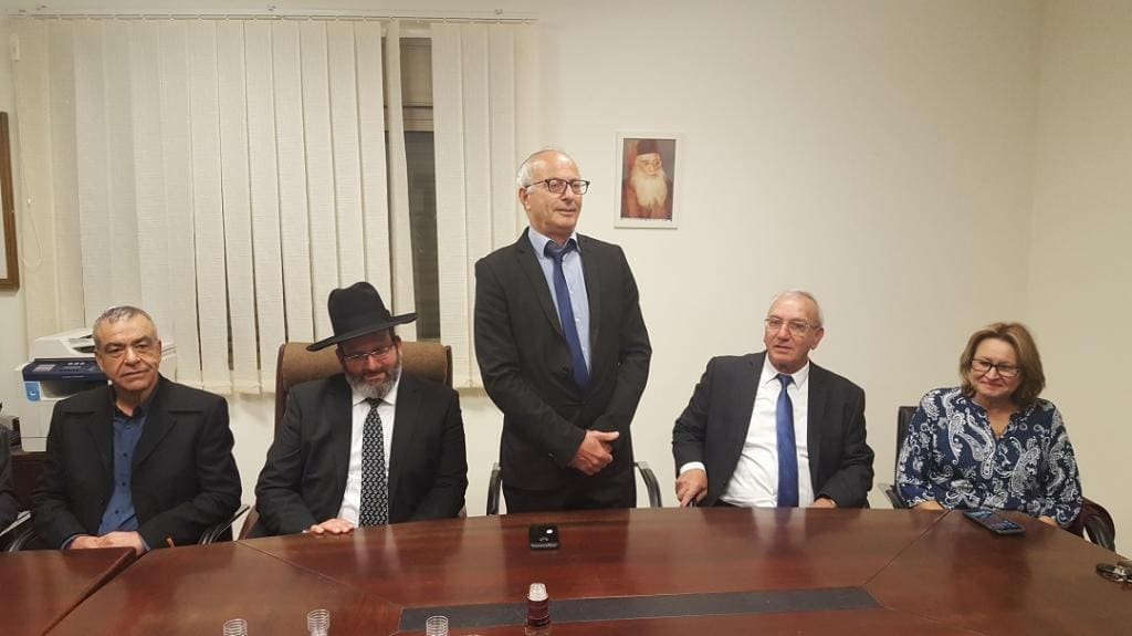 הרב_הראשי_לנשר_יצחק_לוי_עם_אבי_בינמו_ראש_העיר_(2)lerman.jpg
