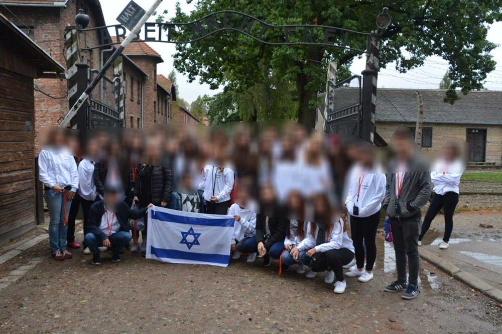 תלמידים חיפאים במסע לפולין
