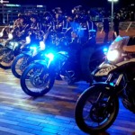 שוטרים רכובים על אופנועים מאבטחים את אצטדיון הכדורגל בחיפה: (צילום: דוברות המשטרה)