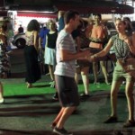 רוקדים סווינג בשוק תלפיות – ערב מוזיקה שארגנה עיריית חיפה (צילום – ירון כרמי)
