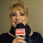 ריקי גל במופע שיר ישראלי בחיפה (צילום – ירון כרמי)