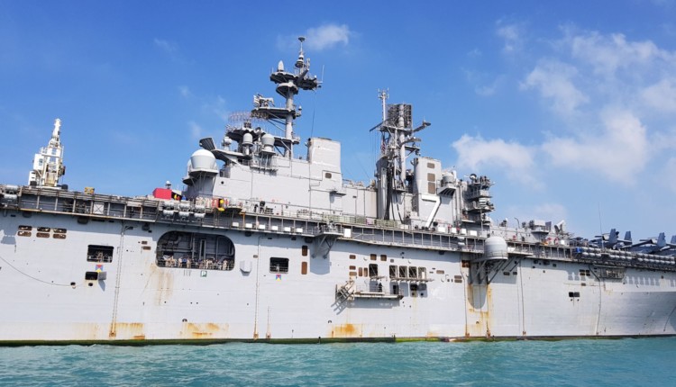 נושאת המסוקים האמריקאית איו ג'ימה בנמל חיפה 14.3.2018 USS Iwo Jima (צילום – צחי הבר)