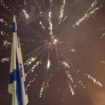 דגל ישראל והזיקוקים – מופע זיקוקים בחיפה – יום העצמאות (צילום – ירון כרמי)