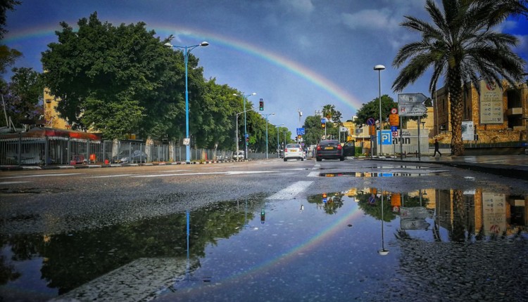 תמונת היום בחיפה – קשת מרהיבה בשכונת בת גלים 12.05.2018 (צילום – גלעד שטיין)