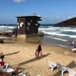 חוף דדו – חיפה – תחנת הצלה 4  (צילום – ירון כרמי)