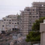 עיבוי בינוי בחיפה (צילום – ירון כרמי)