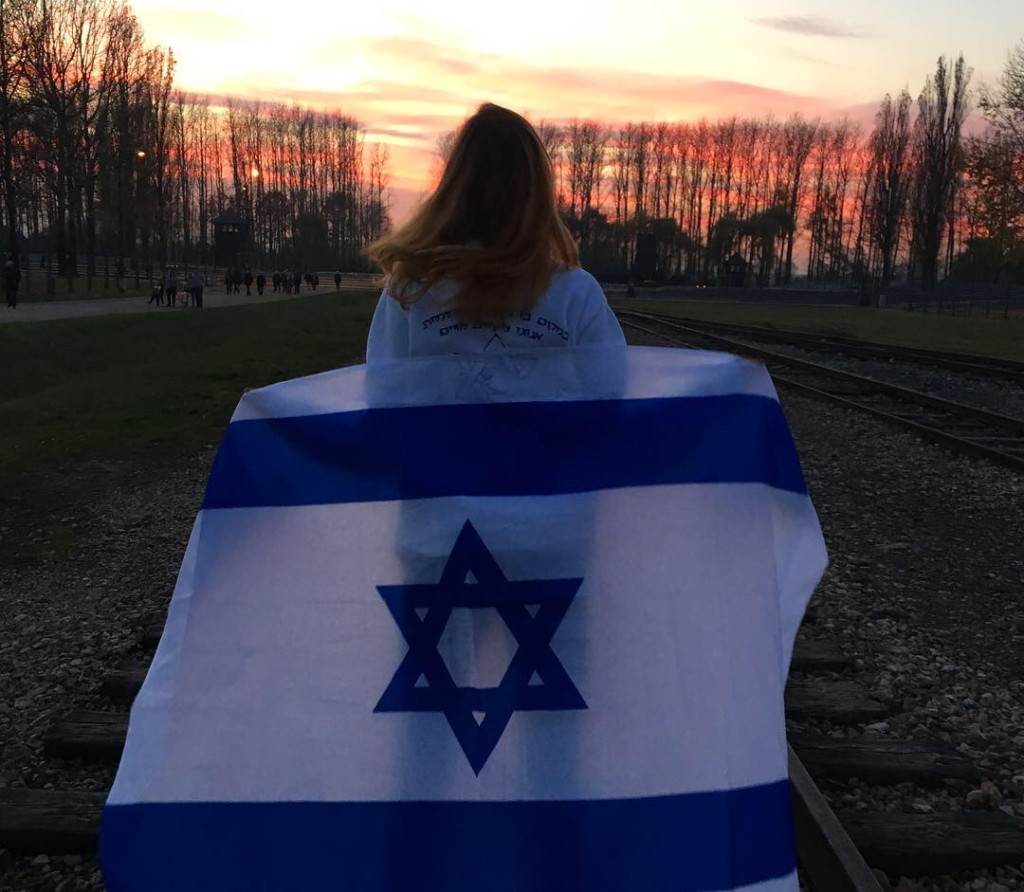 שי כרמי במהלך המסע לפולין - בית הספר ליאו באק מחיפה - נובמבר 2018 (צילום: אלבום אישי)
