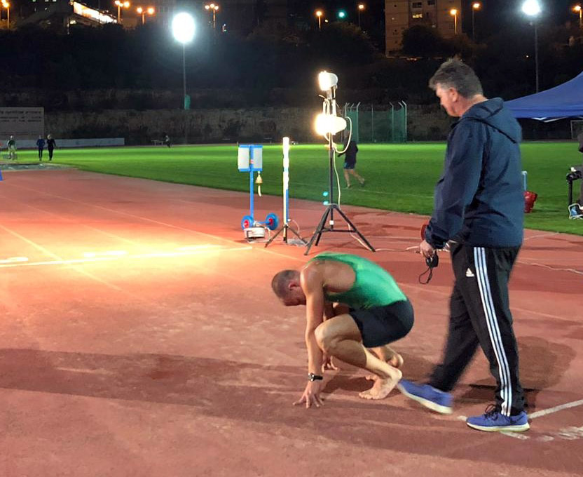 אריאל אטיאס שבר את השיא הישראלי לנוער בקרב 5 (צילום: מכבי חיפה - כרמל)