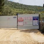 בניה במתחם ההוסטל בטירת כרמל (צילום: מורן קנטור)