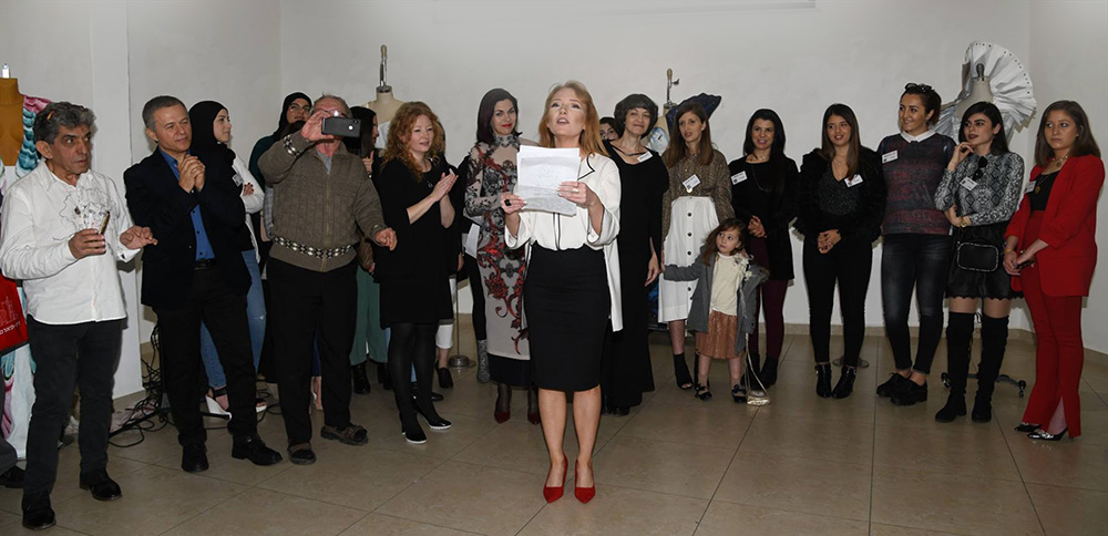 ויטלינה מוחין מציגה תערוכה בהפקת בבית האומנים שאגאל בחיפה (צילום: אלבום אישי)