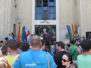 צעדת משפחות בחיפה, למחות כנגד האג'נדות הלהט
