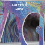 מיצג בתערוכת הבוגרים – העבודה SURVIVAL של ולריה הדר נרטייב – סיום שנת 2019 במכללת תילתן, הענקת תעודות גמר ותערוכת הבוגרים (צילום: ירון כרמי)