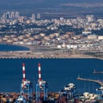 מסוף הכימיקלים, חוות מיכלי תש"ן, נמל המפרץ, קריית חיים (צילום: ירון כרמי)