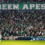יציע הקופים הירוקים, שרי – מכבי חיפה – כדורגל (צילום: ירון כרמי)