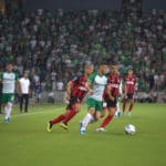 הפועל חיפה מול מכבי חיפה בכדורגל (צילום: שי מזור)