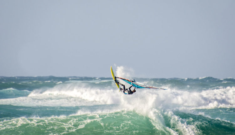 Haipo news of Haifa – Kitesurfing by Tal Gur-Arie 241219 (4)