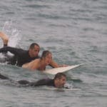 גולשים ומצילי חיפה הצילו טובעת בחוף קריית חיים (צילום: מלכה ניחום)