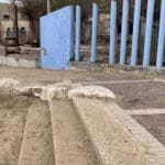 חול על הטיילת – מסעדת הקדרים • הסערה הותירה הרס רב בטיילת חוף דדו בחיפה (צילום: ירון כרמי)