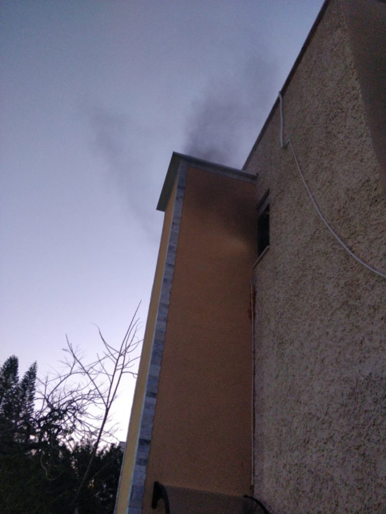 שריפה במבנה (צילום כבאות והצלה)