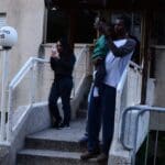 מסיבת מרפסות בנווה שאנן בתקופת סגר הקורונה (צילום: חגית אברהם)