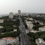 שדרות הנשיא ומגדל פנורמה • העיר חיפה ריקה בתקופת סגר הקורונה (צילום רחפן: מרום בן-אריה)