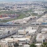 לב המפרץ הצ'ק פוסט • רחובות חיפה ריקים מאדם בליל הסדר – סגר קורונה (צילום: חי פה)