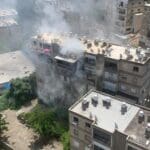 שריפה בדירה בבניין מגורים בחיפה (צילום: נור אלדין אלעבאסי)