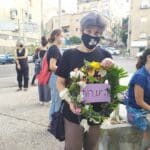 הלוויה לכדור הארץ | הפגנה מול עיריית חיפה – המרד בהכחדה (צילום: חגית אברהם)