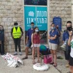 הלוויה לכדור הארץ | הפגנה מול עיריית חיפה – המרד בהכחדה (צילום: חגית אברהם)