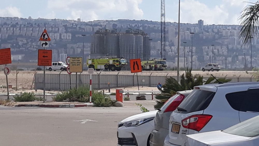 חסימת כבישים סמוך לשדה התעופה בחיפה