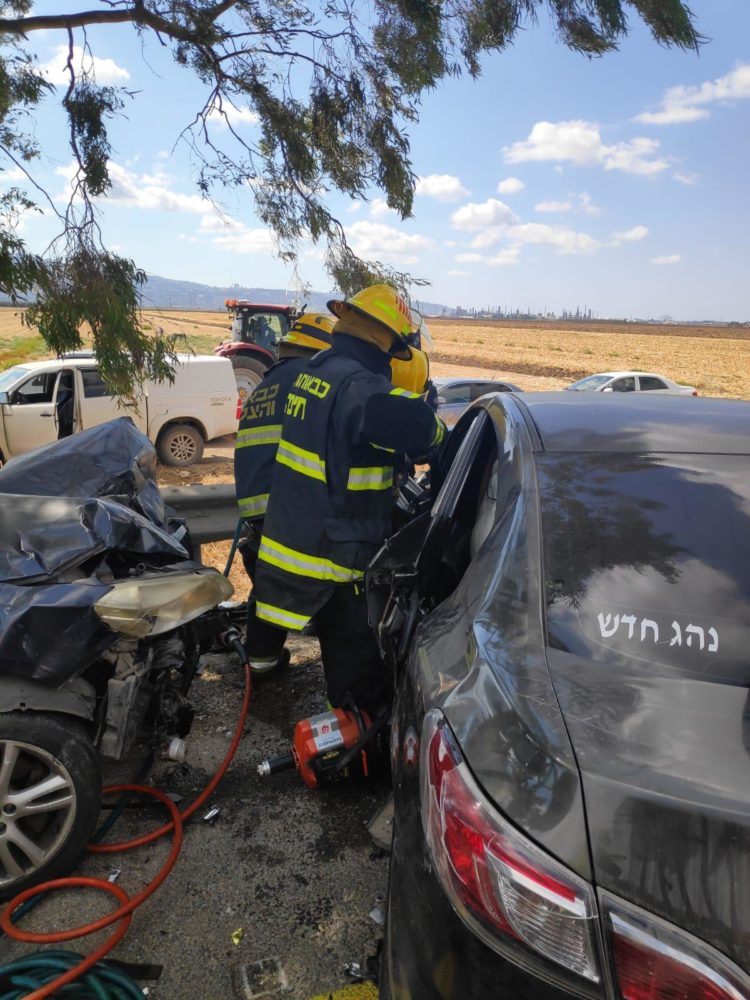 דוברות כבאות והצלה