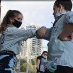 פעילי התנועה בפעולה בתקופת הקורונה (צילום: עידו לאופמן – צוות תקשורת סניף חיפה)