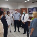 פרופ' רוני גמזו עם מנכ"ל בני ציון ד"ר אוהד הוכמן (צילום: גדי נס, דובר בני ציון)