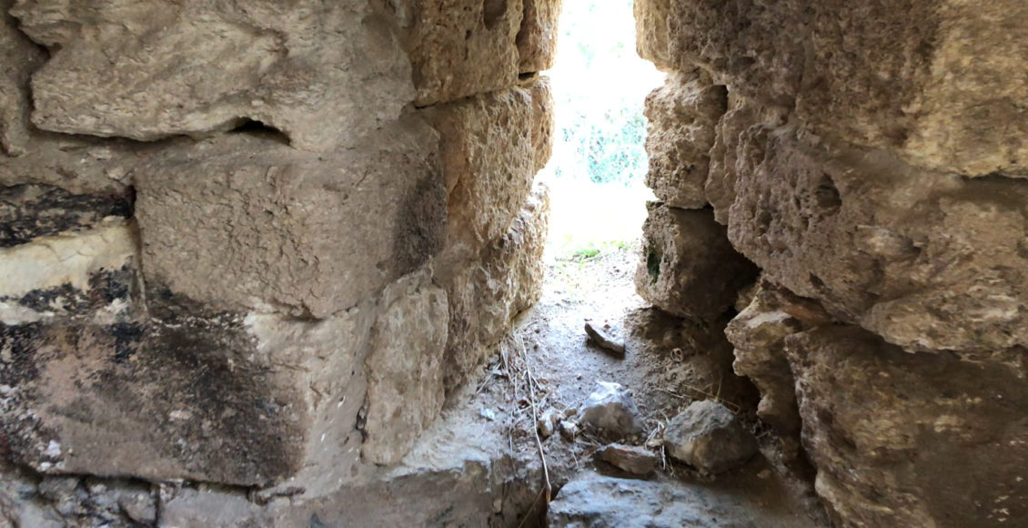 עמדת ירי - מצודת ראש מיה (צילום: ירון כרמי)