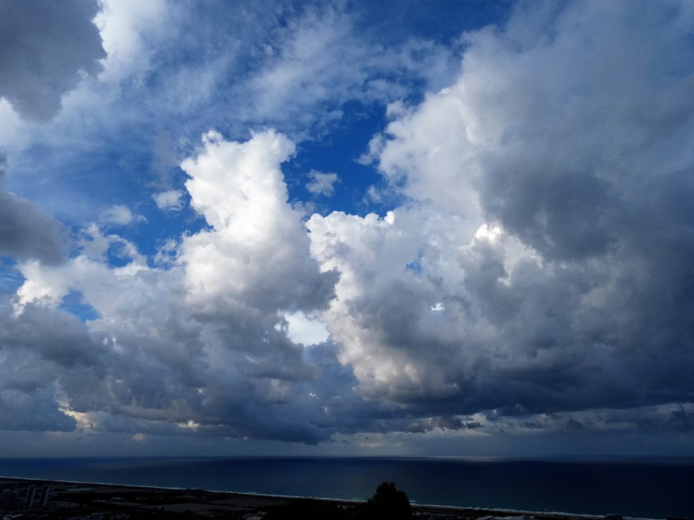 עננים (צילום יעל הורוביץ)