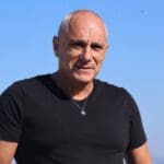 איתמר הבעלים של מלון "לואי" (צילום: עומר מוזר)