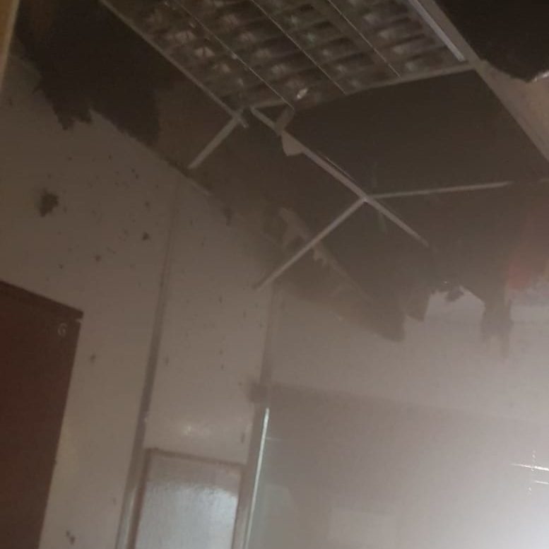 שרפה בבניין משרדים (צילום: כבבאות והצלה)