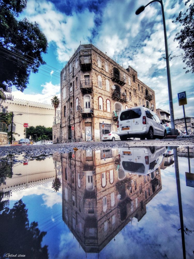 גשם ושלוליות בחיפה (צילום: גלעד שטיין)