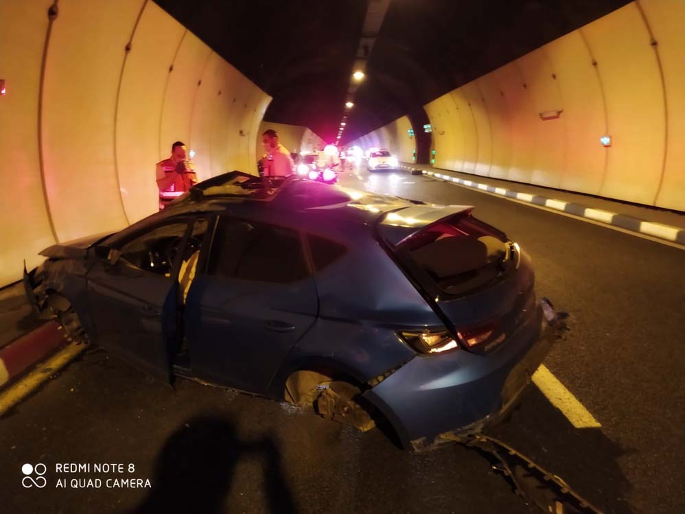תאונה במנהרות הכרמל (צילום: איחוד הצלה)