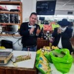 הדלקת חנוכיה בקריית אליעזר – חב"ד מאירים את חיפה בחנוכה (צילום: חב"ד חיפה)