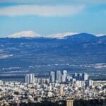 הר החרמון מושלג – מבט מחיפה (צילום: כרמל הורוביץ)