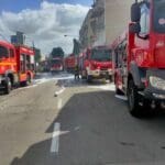 כבאיות • שרפה ברחוב קיבוץ גלויות בחיפה | חנות חומרי חשמל נשרפה כליל (צילום: כבאות והצלה חיפה)