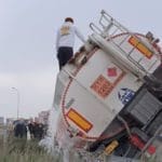 מונעים מהסולר להגיע לנחל (צילום: נמרוד אבני, רשות נחל הקישון)