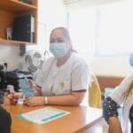 צוות מרפאת הנערות, דר' אנה פטרוסב ועו"סית טדפלץ' טקלה (צילום: דוברות רמב"ם)