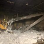 שריפת באגר בתוך מבנה תעשייתי בקרית אתא (צילום: כבאות והצלה)