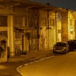 רחוב בסגנון הפאבלות • החצר האחורית של החצר האחורית של חיפה | סיור מצולם בעקבות הפשיעה והביטחון האישי (צילום: ירון כרמי)