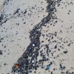אסון הזפת: נחיתות בכל רצועת החוף של חיפה והזמנת מתנדבים | שבת 13/3/21 (צילום: עיריית חיפה – אגף החופים)