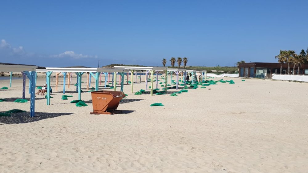 חוף מועצה אזורית חוף כרמל - מבצע ניקוי הזפת