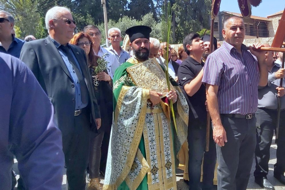 תהלוכת "יום ראשון של הדקלים" - שאנין" של הנוצרים האורתודוקסים בחיפה (צילום: חנא נחאס)