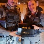 "מלאכי כוחות הביטחון" אוספים מזון איכותי בחיפה ומכינים פריסה לשוטרים במוקדי המהומות בשטח (אלבום אישי)